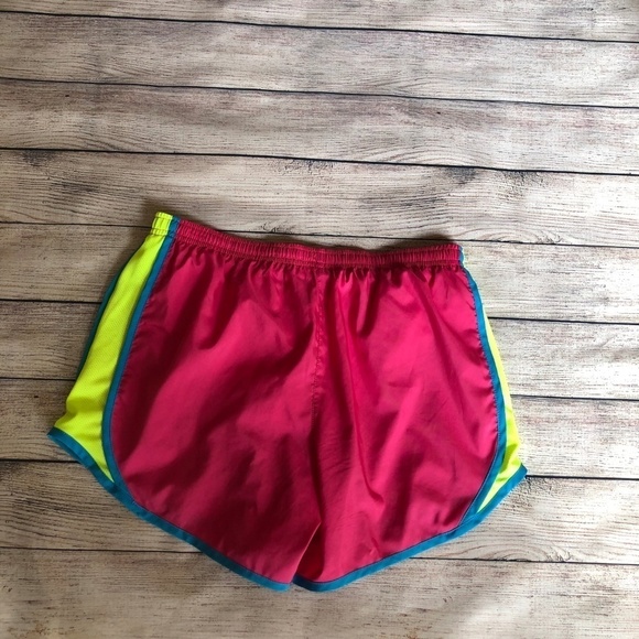 Nike Dri Fit Shorts Size XL - Picture 4 of 5